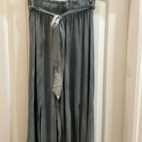 Wide Leg Pants From Vici L - Picture 2 of 6